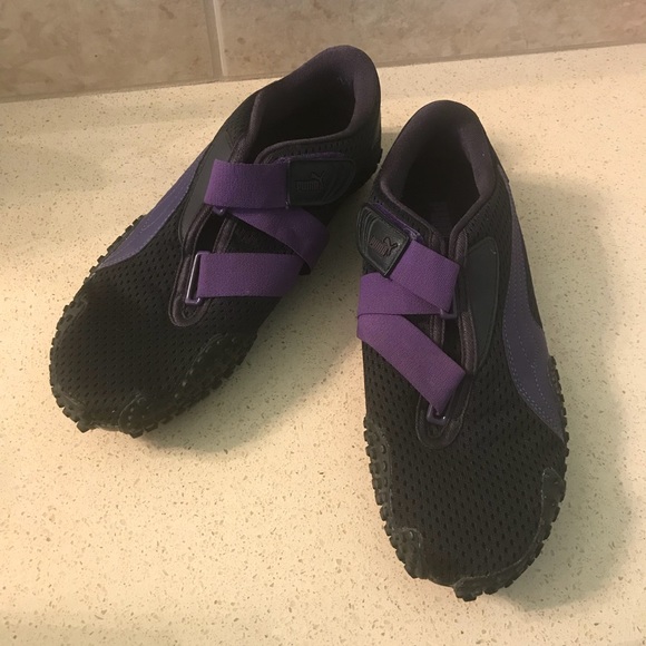 puma black and purple shoes